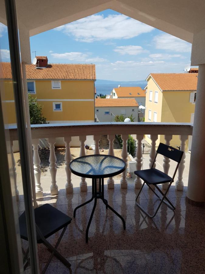 Apartmani Vrdoljak Malinska Eksteriør bilde