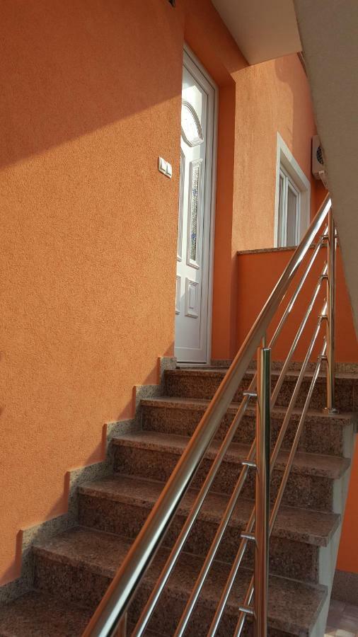 Apartmani Vrdoljak Malinska Eksteriør bilde